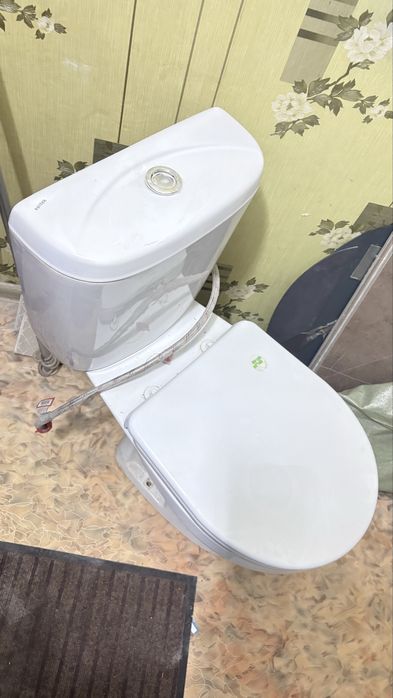 Продам унитаз отлично состояний
