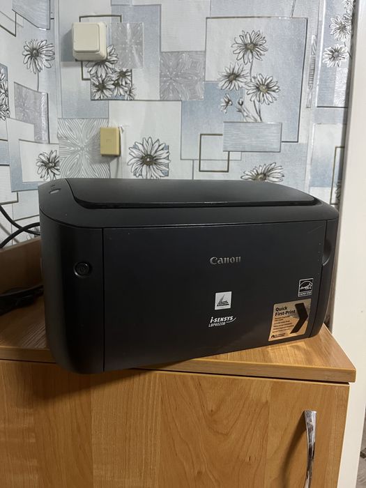 Продам лазерный принтер Canon LBP 6020B