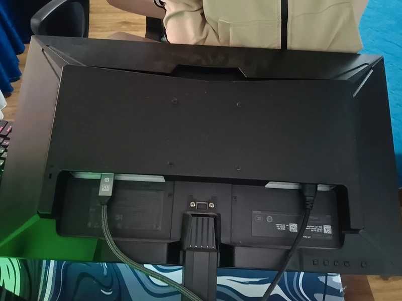 Monitor Dell, 2k, 180hz, 27inch