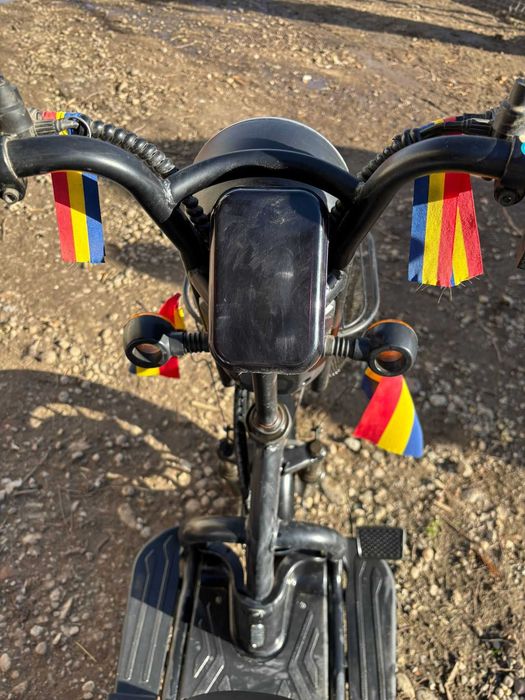 Scuter electric 3 roți Elektromob cu coș de cumpărături