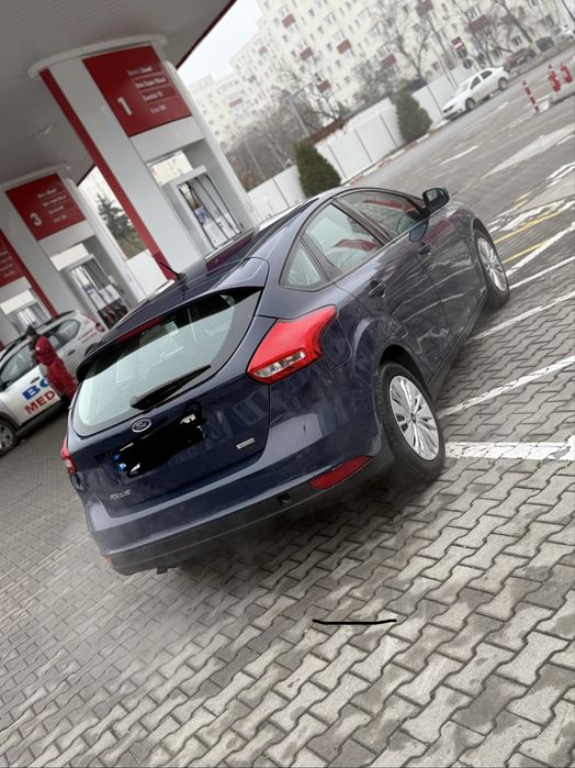 Ford Focus , Albastru , 2015 ,1.0 Benzina 125CP ,Accept si Variante
