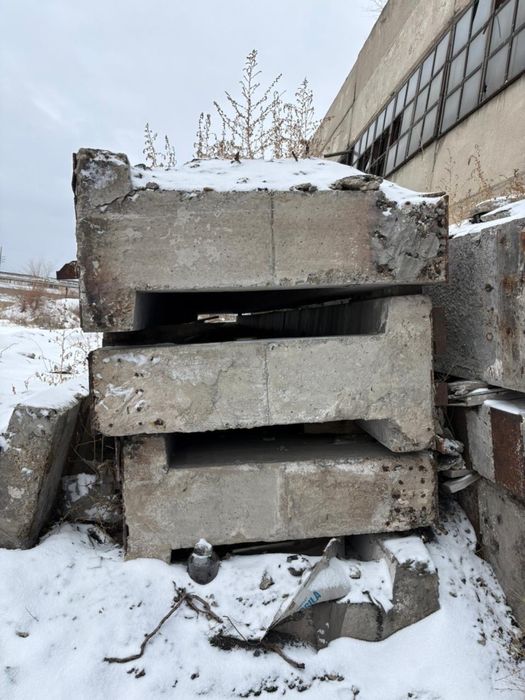 Балка бетонные для крыши