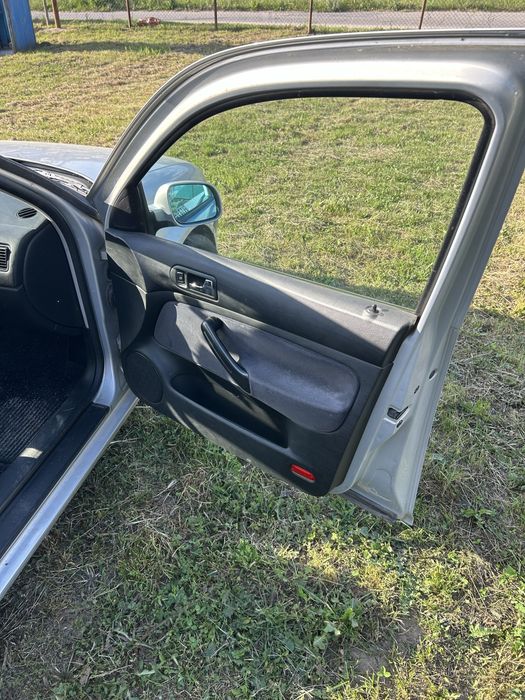Golf 4 1.6 sr на части