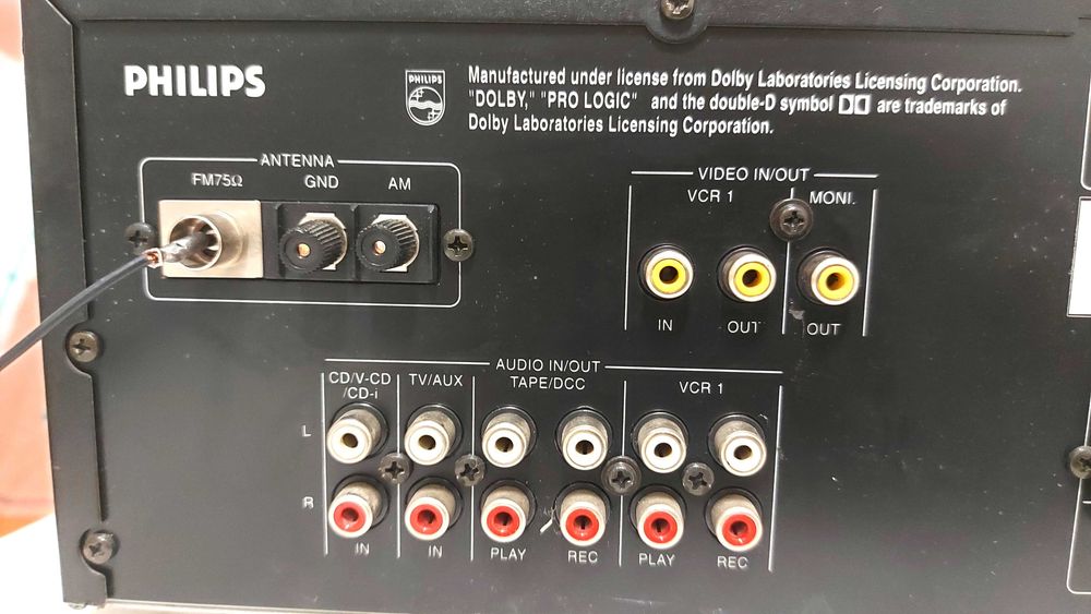 Philips amplificator cu radio model FR 732 00