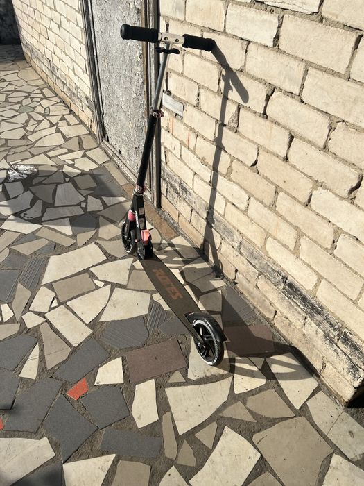 Продаю самокат..