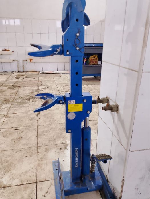 Стяшка пружин гидравлическая