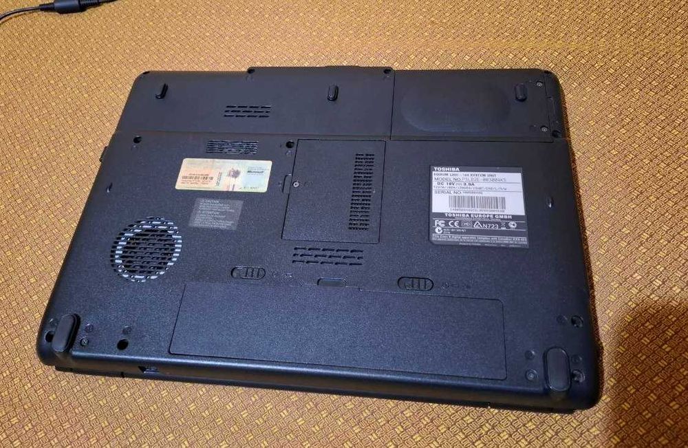 Ноутбук Toshiba Satellite L300
