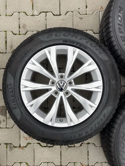 Roti iarna VW Tiguan 2 Allspace anv Pirelli 215 65 17 M+S DOT 0424