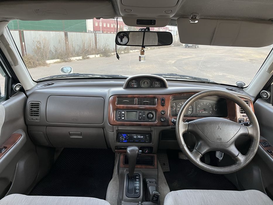 Митсубиси Челенджер