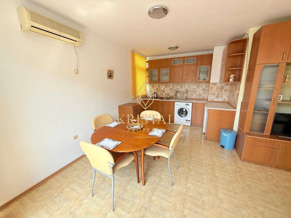 Продава се Тристаен апартамент в к.к. Слънчев бряг - 85 кв.м за 1212 €/кв.м - Снимка #2