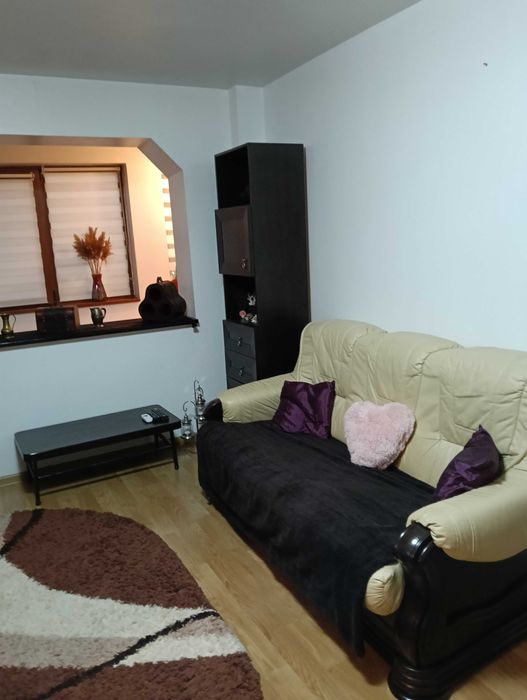Închiriez apartament 2 cam Orizont