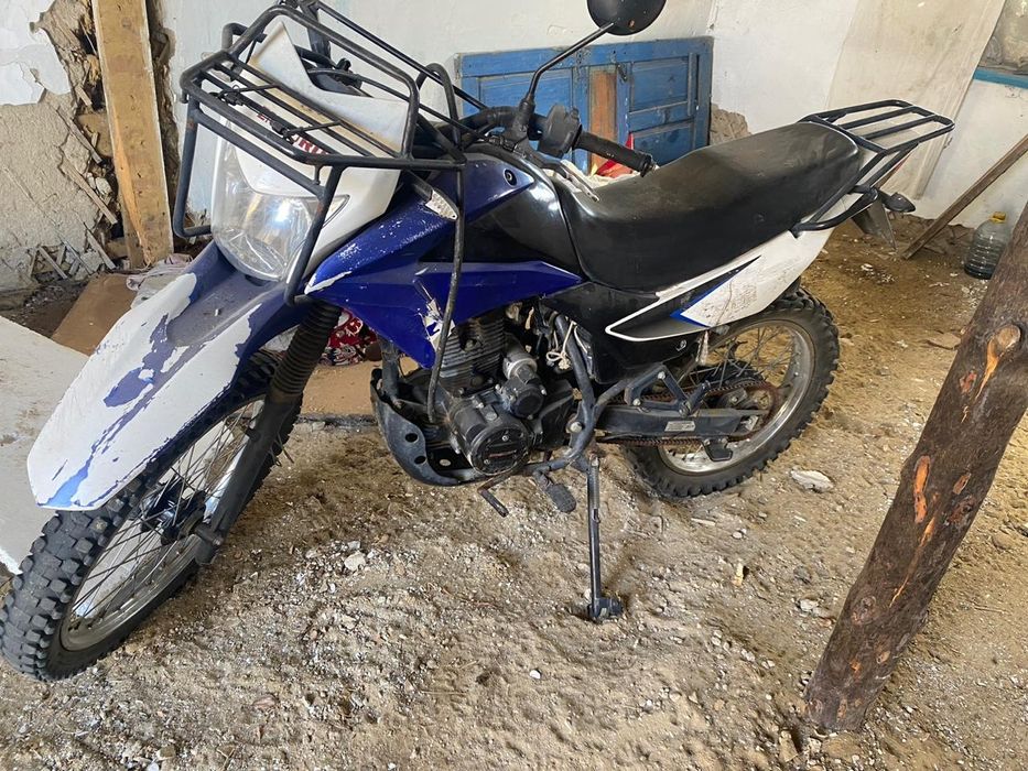 Продадам мотоцикл Яки 250куб