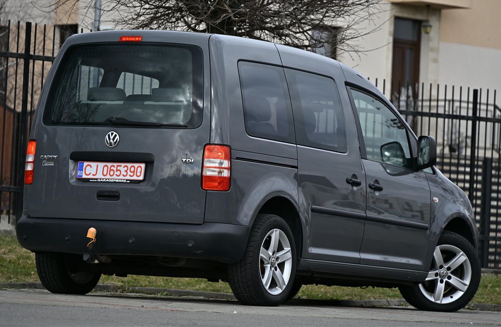 Volkswagen Caddy - 7 locuri - 1.6 TDI - euro 5 - 185000 km