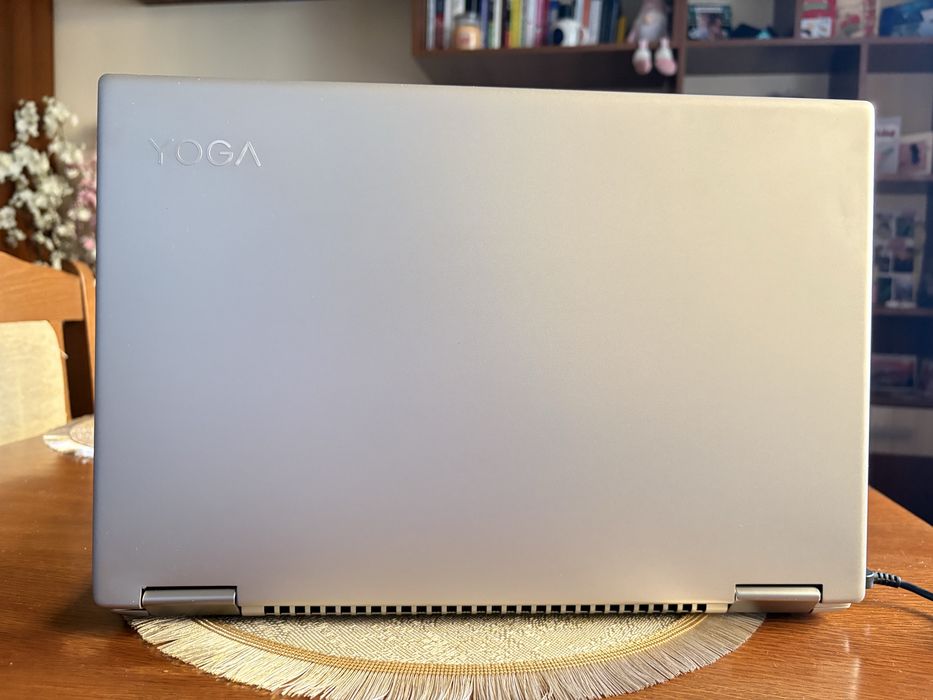Лаптоп Lenovo Yoga 720 15.6” i7