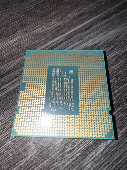 Продам процессор i5 10400f