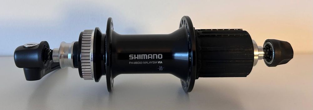 Vând Shimano Deore XT