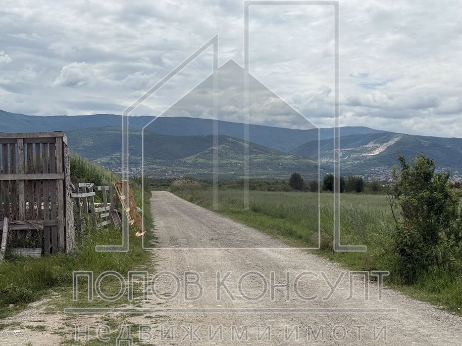 Продава се Парцел в Пловдив, Индустриална зона - Юг - 5472 кв.м за 28 €/кв.м - Снимка #1