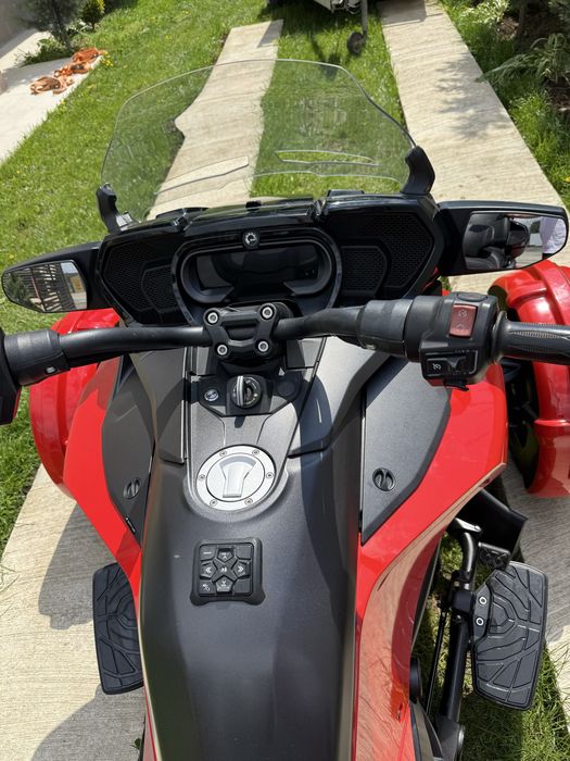 Can am spyder f3 limited