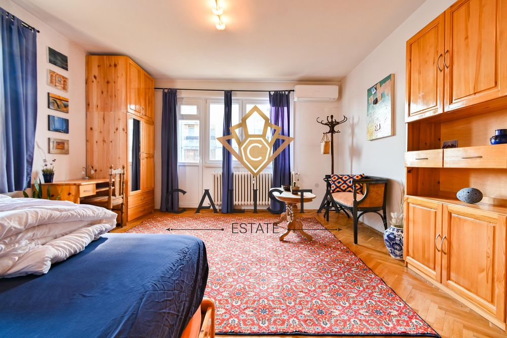 Дава се под наем Тристаен апартамент в София, Център - 135 кв.м за 1099 € - Снимка #9