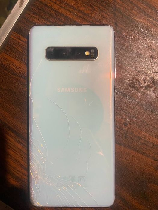 Samsung s10+ обмен или продажа