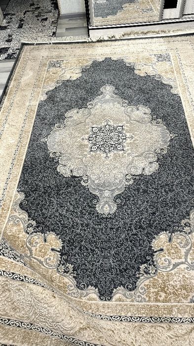 Гилам сотилади холати яхши 2×3