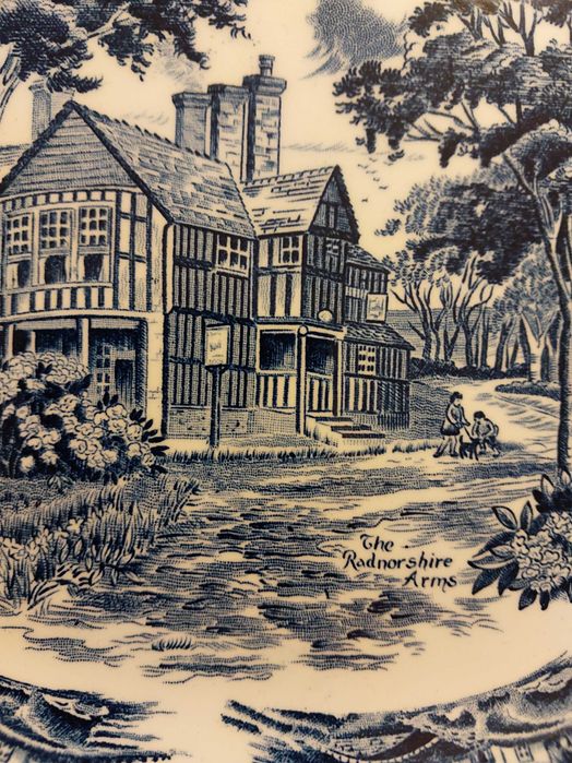 Английское традиционное блюдо поднос с пейзажем