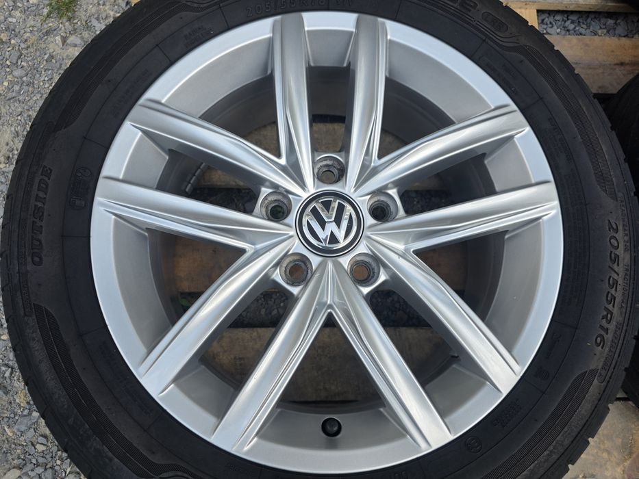 Лети джанхи 16ки 5х112 VW + летни гуми 205/55/16 Dunlop