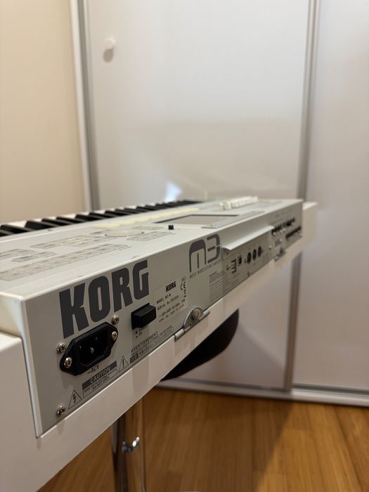 Продавам Korg M3 XPanded