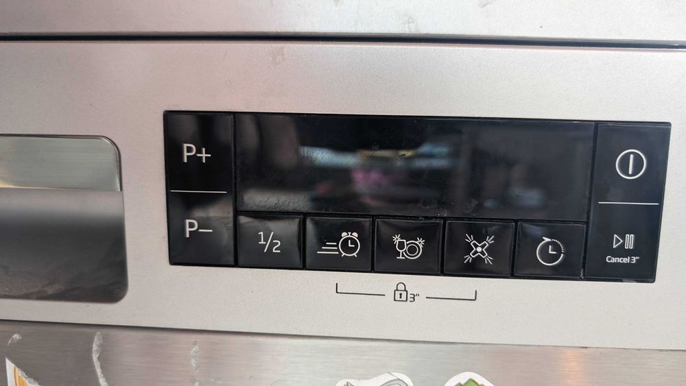 Съдомиялна за частично вграждане BEKO DSS28021X