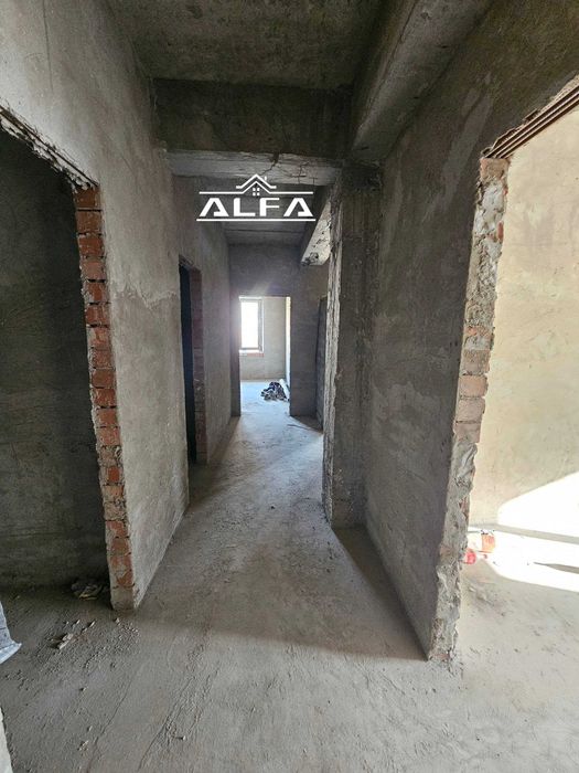 kvartira uy xonadon sotiladi 3 xonali 116m² 2-qavat.