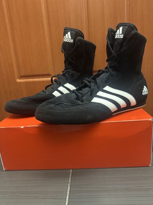Обувки за бокс Adidas