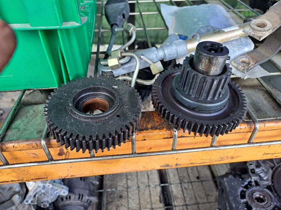 Pinioane Distribuție Motor Renault 2.2 - 2.5 dci