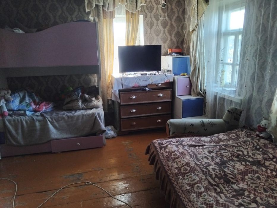 Продам дом в селе быструха
