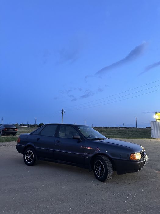 Продам ауди 80 б3