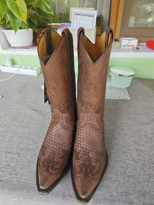 каубойки ботуши ,