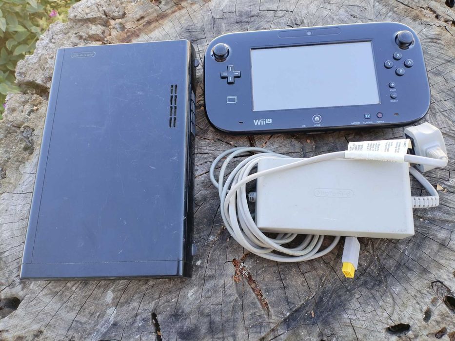 Nintendo Wii U, Пълен Комплект-Двете Конзоли,Захр. Кабели, Кабел за ТВ