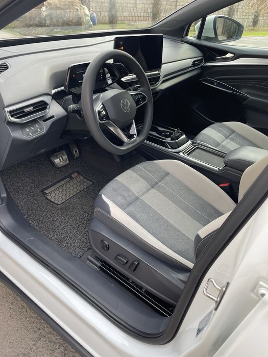 Volkswagen ID4 crozz pure plus