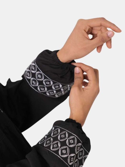 Namoz uchun ayollar libosi, shtanpel ko'ylak, kashtali,  hijob