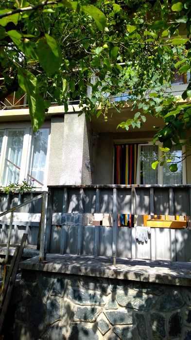 Продава се Къща в София, Красно село - 100 кв.м за 1600 €/кв.м - Снимка #1