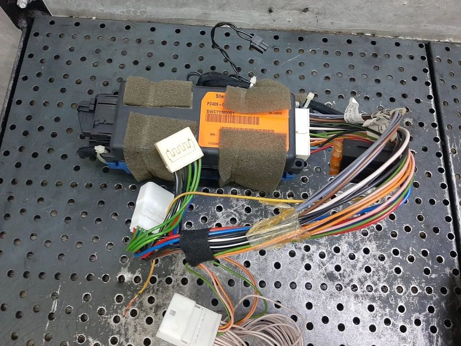module confort  bluetooth  toyota rav-4 3 2008 pz409-00291-02  pz409-00292-b1