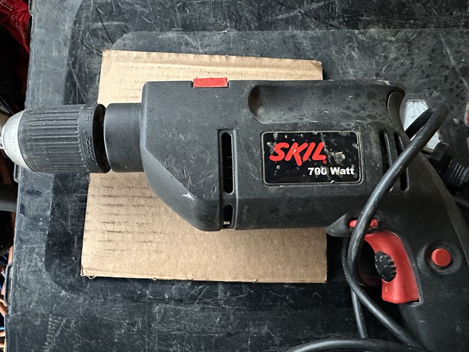 Masina de gaurit skil 700w bormasina 6464