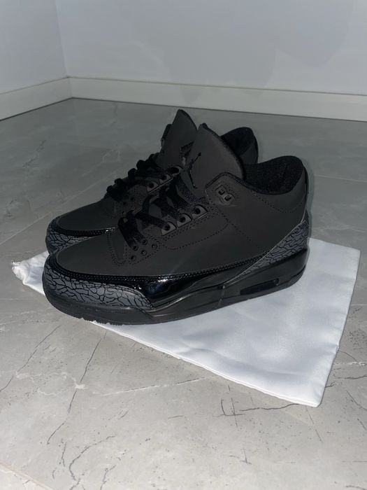 Jordan 3 Black Cat