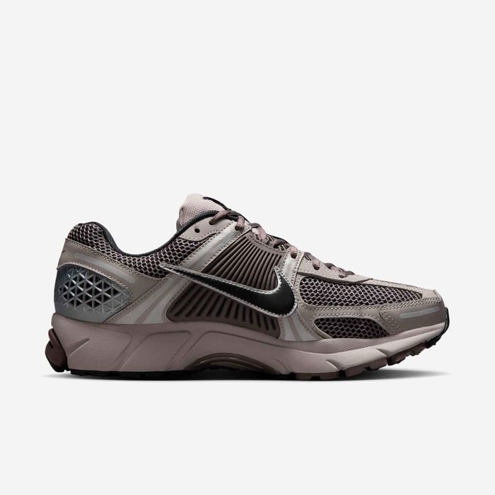 Nike Zoom Vomero 5 - 42.5 и 44 Номер Оригинални