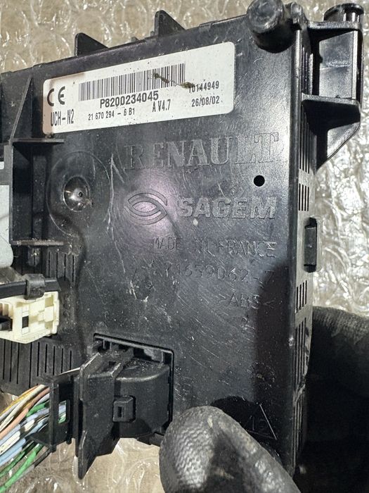 Renault Clio 1.5dci 2002 година  BSI UCH-N2 Комфорт Модул