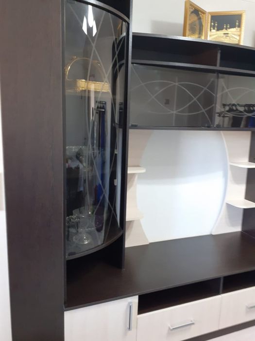 Стенка евромебель в отличном состоянии