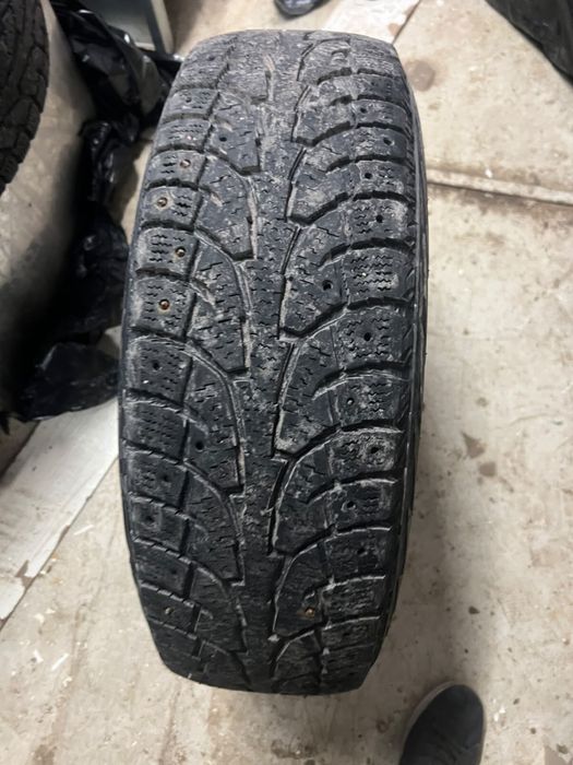 Шины Hankook 215/70 R16 (зимние)