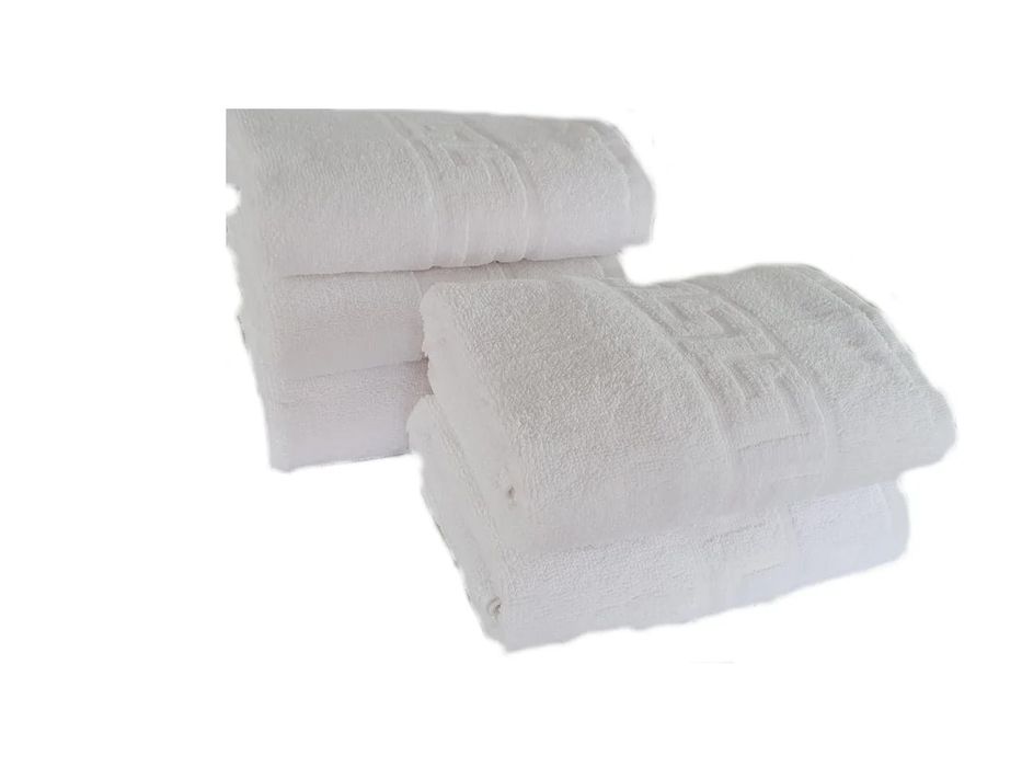 OFERTA !!! 10 Lenjerii de pat hoteliere din material Damasc