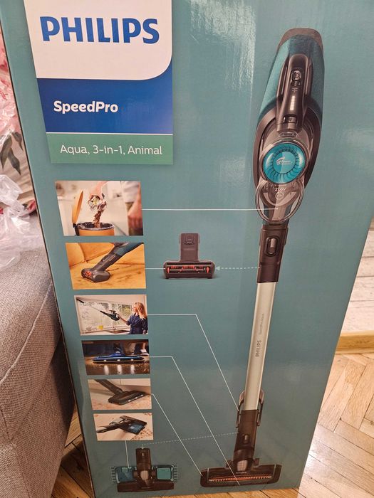 Вертикалма прахосмукачка philips superpro aqua