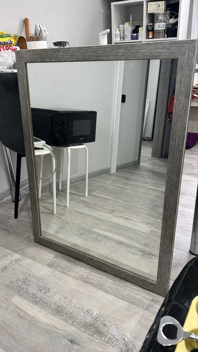 Зеркало интерьерное в раме