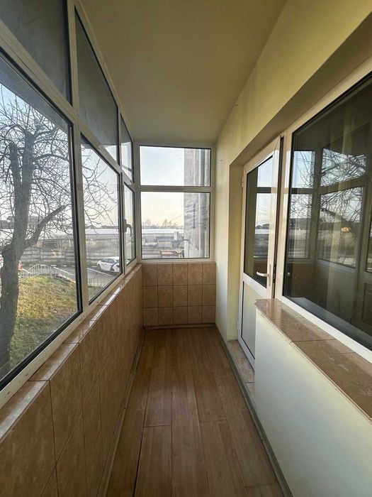 Apartament 3 Camere, Decomandat, Etaj 1, Lucian Blaga, intersecție cu Dem Rădulescu